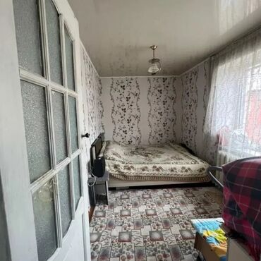 комнату гостиничного типа: 2 комнаты, 43 м², Хрущевка, 1 этаж, Косметический ремонт