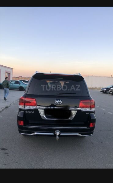 toyota prius kreditle satisi: Əhmədli xəzər tərəflərdə evlə barter olunur. Yeni tikili binalarda