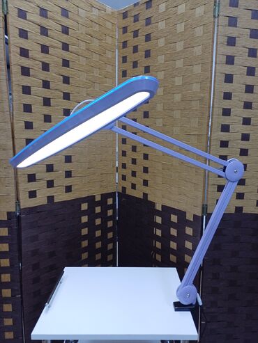 Медицинское оборудование: Лампа для наращивания ресниц.
цвет: белый, чёрный, фиолетовый