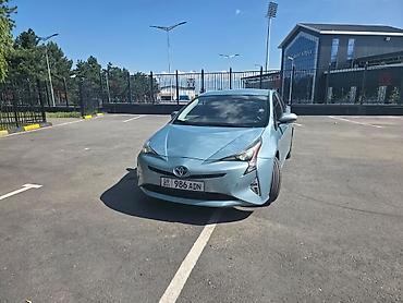 kirgiz auto: Toyota Prius: 2016 г., 1.8 л, Вариатор, Гибрид, Лифтбек — 1
