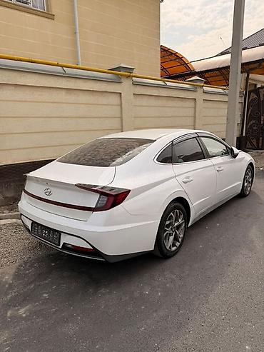боковой: Hyundai Sonata: 2021 г., 2 л, Автомат, Бензин, Седан — 2