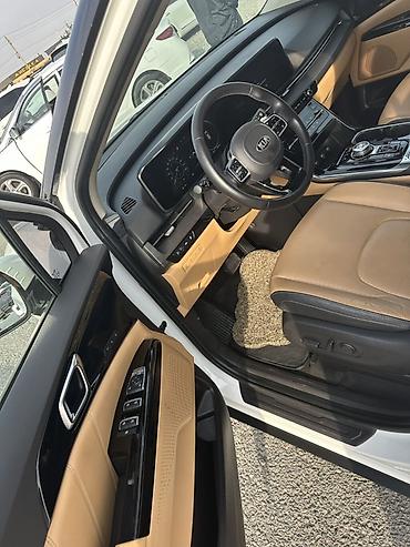 Kia: Kia Carnival: 2021 г., 2.2 л, Автомат, Дизель, Вэн/Минивэн — 6