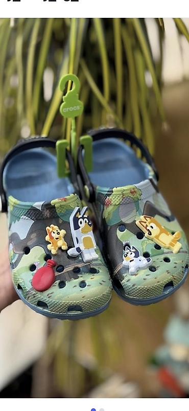 белый туфли: Детские товары и аксессуары - Сабо Crocs для детей с камуфляжным — 1