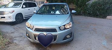 opel astra k: Chevrolet Aveo: 1.6 l | 2011 il 46000 km Sedan — 1
