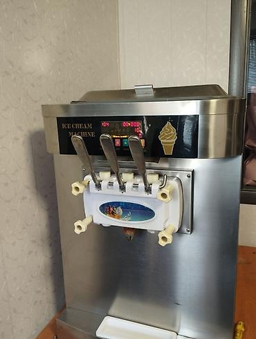 Производство мороженого: Аппарат для мягкого мороженого. Модель: BQL-CC9 Производительность — 1