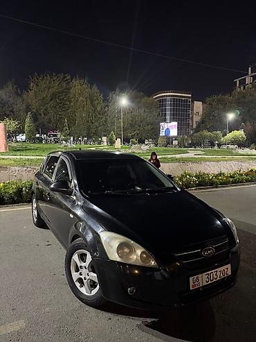 Kia Ceed: 2007 г., 1.6 л, Автомат, Бензин, Хэтчбэк