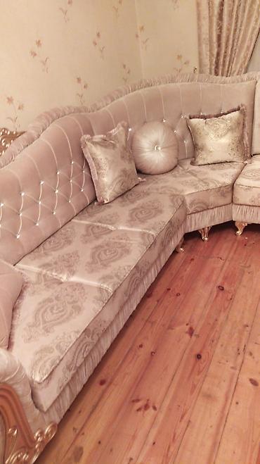 carpayı divan: Qızıl işləməli dəst mebel Təsvir: - Yataq otağı və qonaq otağı üçün — 10
