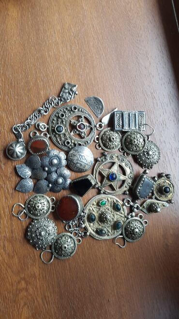 Bijuteriya dəstləri: Etno üslubda bəzək əşyaları dəsti – müxtəlif hissələr və asqılardan — 9