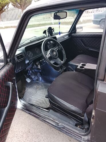 VAZ (LADA): Tecili Satilir prablemi yoxdu otur hara surursen sur 4 fesil teker -da lalafo.az — 5 VAZ (LADA): Tecili Satilir prablemi yoxdu otur hara surursen sur 4 fesil teker — 5