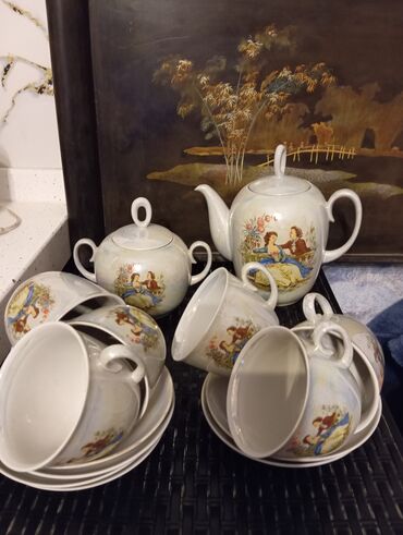 Çay dəstləri və servizlər: Çay dəsti, Farfor