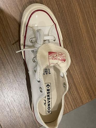 ağ krasovka: Original Converse istifade olunmayib ölçü yanliş oldugu üçün — 2