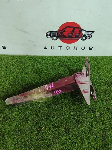 Петля капота для Subaru Forester SG5, двигатель EJ20, год 2003. - at lalafo.kg Петля капота для Subaru Forester SG5, двигатель EJ20, год 2003. -