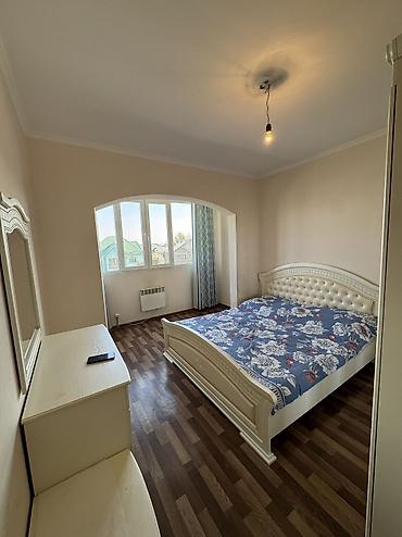Продажа квартир: 3 комнаты, 98 м², 4 этаж — 3