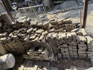 часы ссср: Продаю Брусчатку Б/У 
По 250 сом за квадрат