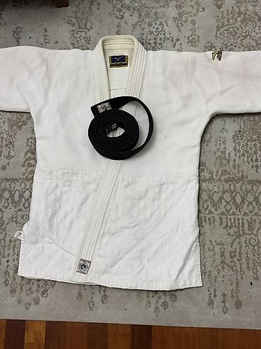 İdman və istirahət: Original Mizuno judo gi üst geyimi və qara kəmər dəsti - Brend — 1