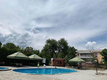 Иссык-Куль 2026: Коттедж, Иссык-Куль 2025 ЦО Илбирс Саадат, Детская площадка, Парковка, стоянка, Охраняемая территория — 9