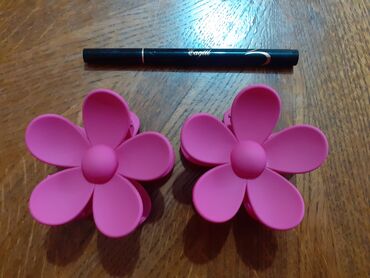 dve smizle brosevi: Hairclip, color - Pink