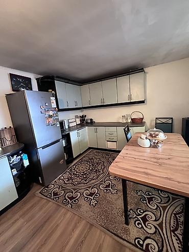 Долгосрочная аренда домов: 256 м², 7 комнат, Утепленный, Балкон застеклен, Видеонаблюдение — 33