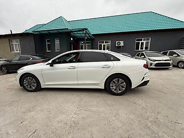 kaiyi e5: Kia K5: 2021 г., Гибрид, Седан — 2