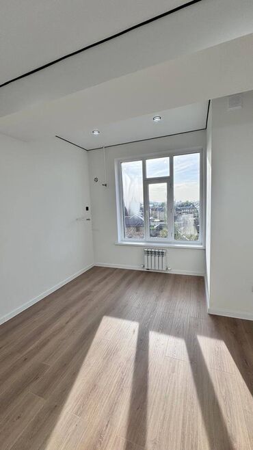 квартира в ала тоо: 1 комната, 37 м², Элитка, 5 этаж, Евроремонт