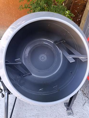 мини миксер для бетона: Бетоносмеситель Triangle TR80220 - Электропитание: 220 В / 50 Гц - — 2