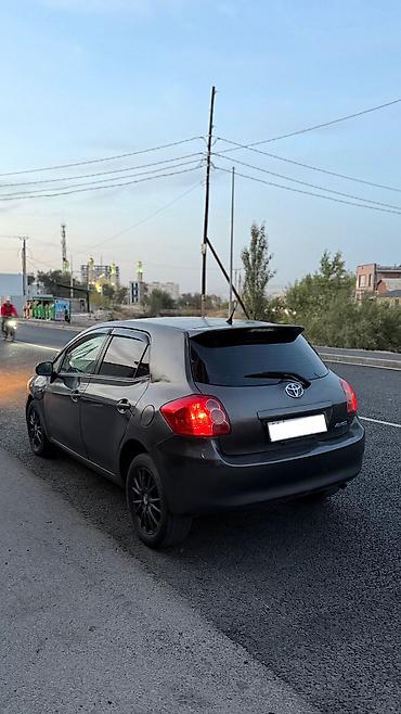 фит 2007: Toyota Auris: 2007 г., 1.5 л, Вариатор, Бензин, Хэтчбэк — 8