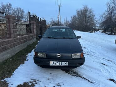 Volkswagen: Volkswagen Passat: 1990 г., 1.8 л, Механика, Бензин, Универсал