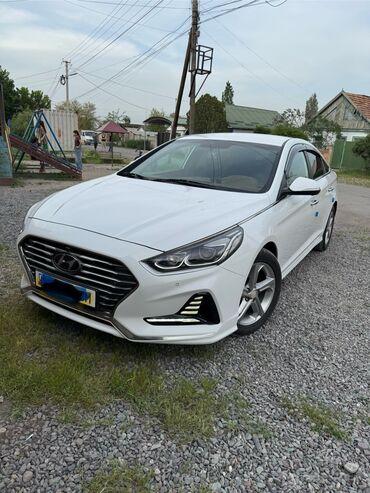 Hyundai: Hyundai Sonata: 2019 г., 2 л, Автомат, Бензин, Седан