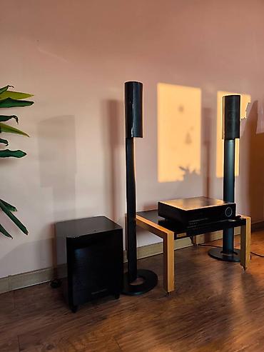 Zvučnici i stereo sistemi: Harman Kardon HS2X0 – 2.1 sistem kućnog bioskopa Komplet sadrži: - — 2