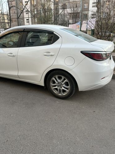 Toyota: Toyota Yaris: 2016 г., 1.5 л, Автомат, Бензин, Седан — 5