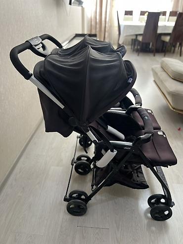 əkizlər ucun: Əkizlər üçün araba, Chicco, İşlənmiş, Ünvandan götürmə — 2