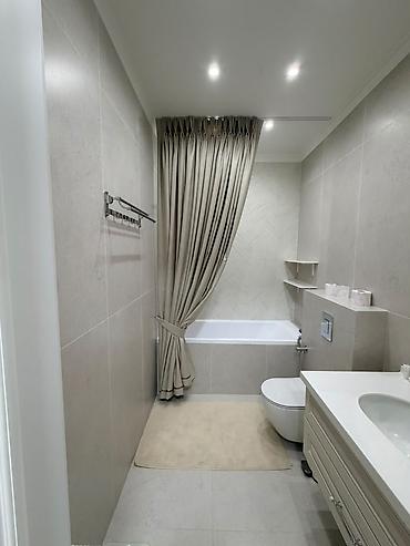 Батирлер: ✨ Продается 4х комнатная квартира с дизайнерским ремонтом✨ 📍 ЖК — 10