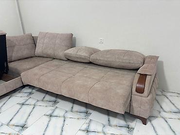 rasladuska qiymeti: Künc divan 1 ildir alınıb fabrik malidir.Acilan ve bazali Qiymet 550 — 2