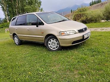 Honda Shuttle: 1999 г., 2.2 л, Автомат, Бензин, Минивэн