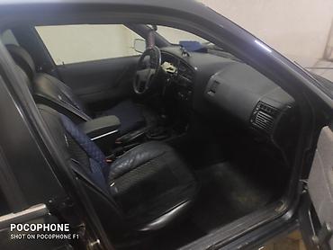 Volkswagen: Volkswagen Passat Variant: 1993 г., 1.8 л, Механика, Бензин, Универсал — 9
