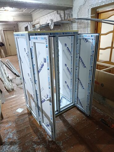 Plastik pəncərələr: Plastik kombi ve piminutka wkaflarinin yigiliw ve quradirilmasi eyni — 10