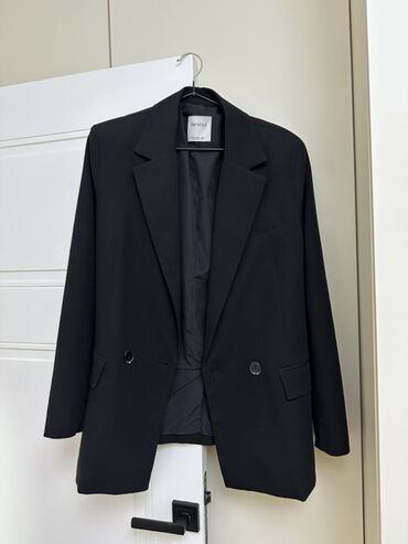 Köynək və bluzalar: Pencək, Bershka, S (EU 36)