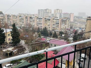 Köhnə tikili: Bakı, Həzi Aslanov qəs., 2 otaqlı, Köhnə tikili, m. Həzi Aslanov, 60 kv. m — 10