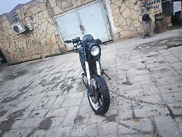 baic m60 ehtiyat hisseleri: Kafe-racer/streeter üslubunda qara motosiklet Xüsusiyyətlər: - Tək — 5