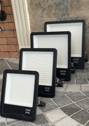 Projektorlar: Suya və toza qarşı tam qorumalı olan (İP) projektorların topdan və — 2