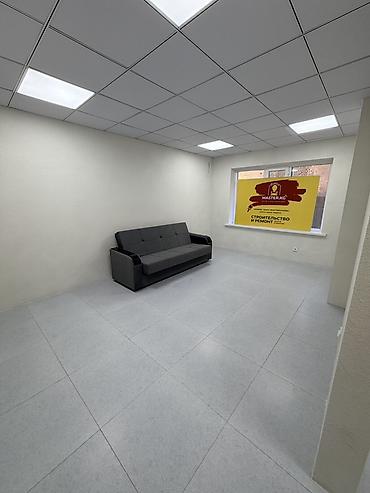 комерческие: Продажа магазинов В жилом доме, 91 м², Евроремонт, Отдельный вход, Цокольный этаж этаж — 1
