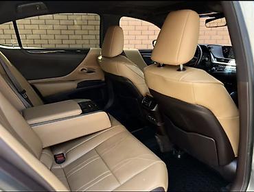 bwb e34: Lexus ES: 2021 г., Вариатор, Гибрид, Седан — 7