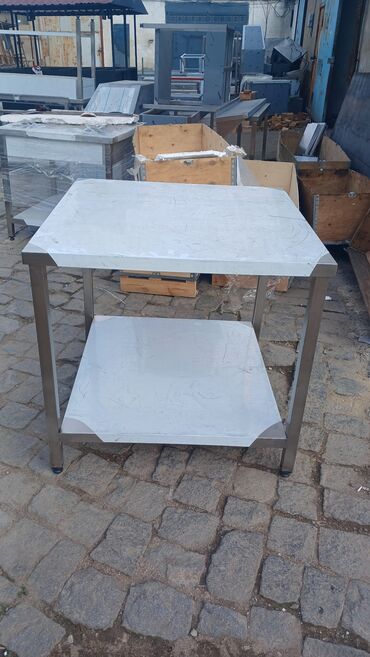 Nerjaveykalar: Məhsul: Paslanmayan poladdan istehsal olunmuş peşəkar mətbəx masaları — 1