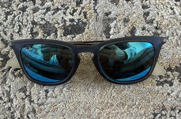 Ostala ženska odeća: Original žense naočare (Guess, Ray Ban) U dobrom stanju, cena po — 15