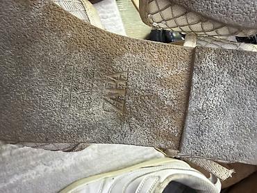 сапаги бу: Балетки для девочки,от Zara 33р. Крассовки найк 33р натуральная кожа — 5