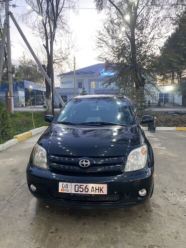 российские машины: Toyota ist: 2004 г., 1.5 л, Механика, Бензин, Седан