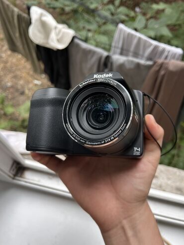 электронная книга: Фотокамера Kodak EasyShare Z5010 с объективом Schneider-Kreuznach