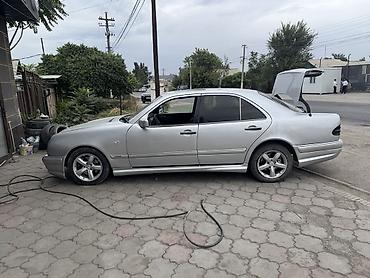 решетки для: Mercedes-Benz E-Class: 1996 г., 3.2 л, Автомат, Седан — 2