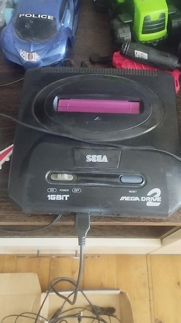 asus rog ally x: SEGA Mega Drive 2 (16-bit) oyun konsolu - Konsol işək vəziyyətdədir — 4