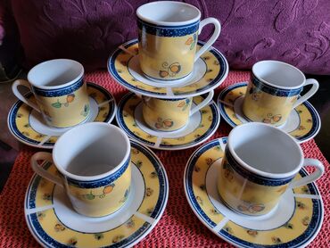 Kuhinjski setovi: Soljice nove porcelanske za kafu. Soljice komada 6 u ceni,kutija — 3